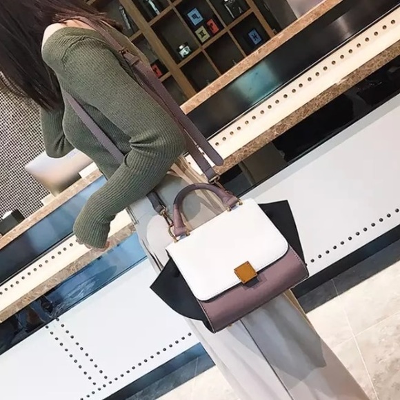 Just In! 🆕 MARSEILLE Vol. 2 Crossbody Tote - Picture 2 of 8